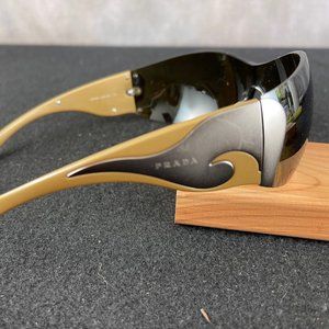 Very Cool Prada Unisex Sunglasses SPR 58F 5AS-3N1 115